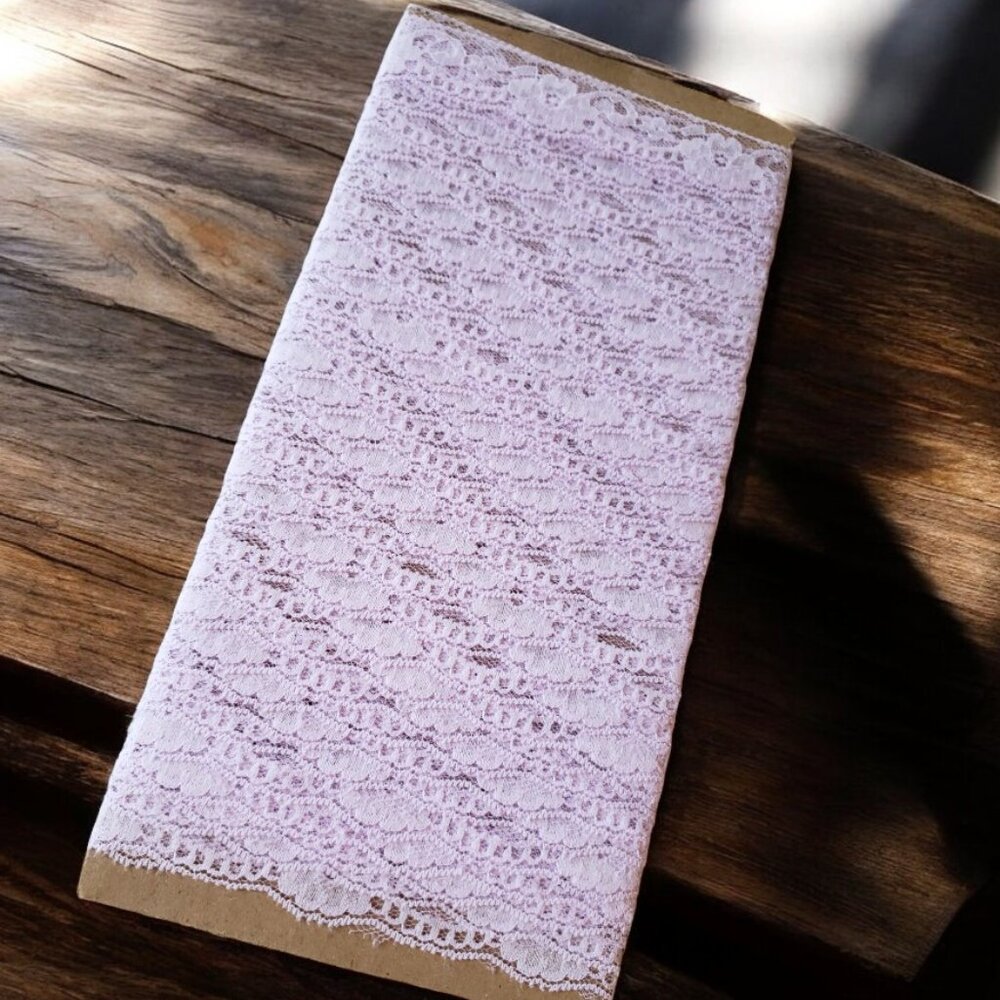 Chantilly Lace Trim - 1./1/4" Wide x 12 Yrds - Pale Lavender